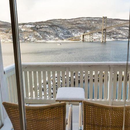 Tjeldsundbrua Maritim Villa Evenskjer Dış mekan fotoğraf