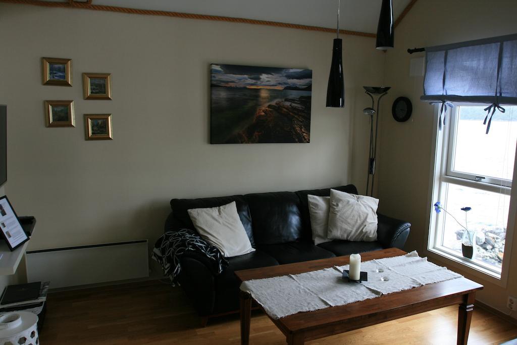 Tjeldsundbrua Maritim Villa Evenskjer Oda fotoğraf