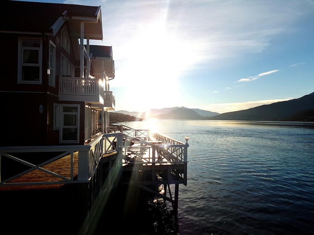 Tjeldsundbrua Maritim Villa Evenskjer Dış mekan fotoğraf
